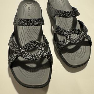 Crocs Disney Women’s Meleen Twist Mickey Mouse Slide Sandal Black/Silver-Size 10